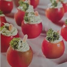 TOMATE CEREJA RECHEADO COM CREME DE GORGONZOLA